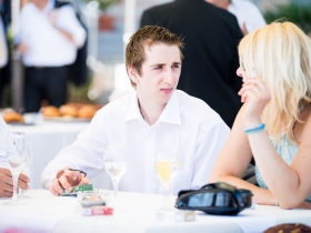 12-06-02-wedding-laurarobin-350